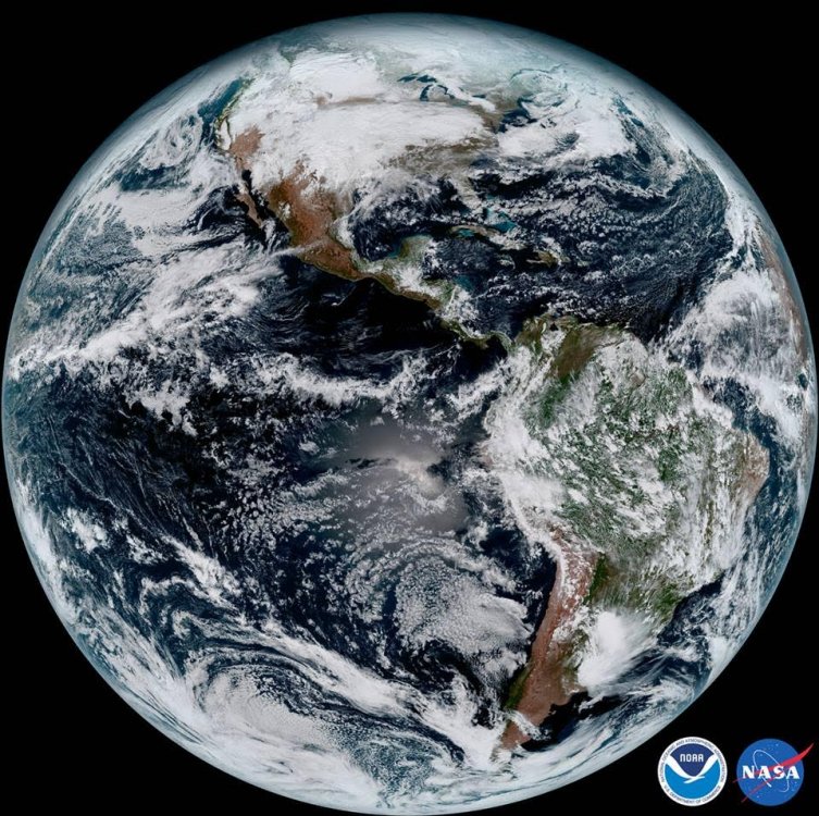 GOES-R Goes-16 first pics.jpg