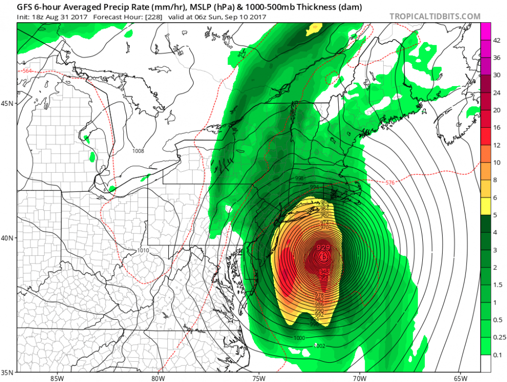 gfs_mslp_pcpn_neus_38.png