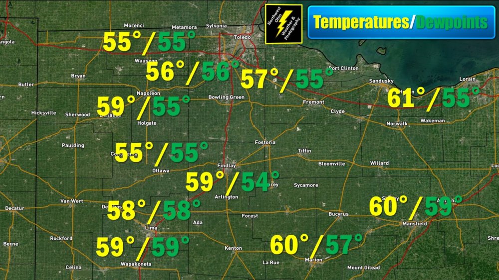 1030 PM Temperatures Dewpoints.jpg