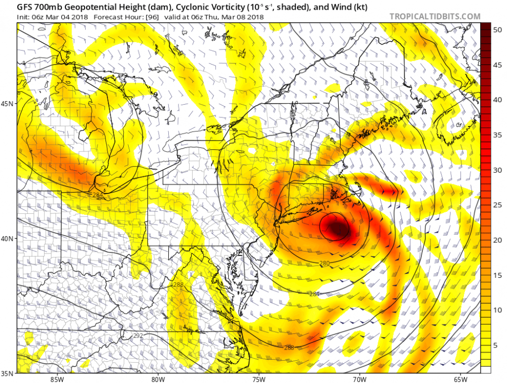 gfs_z700_vort_neus_17.png