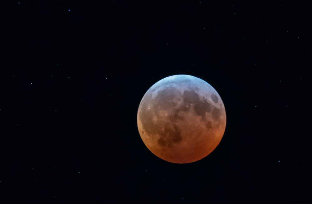 super_blood_wolf_moon_1-20-2019-.jpg