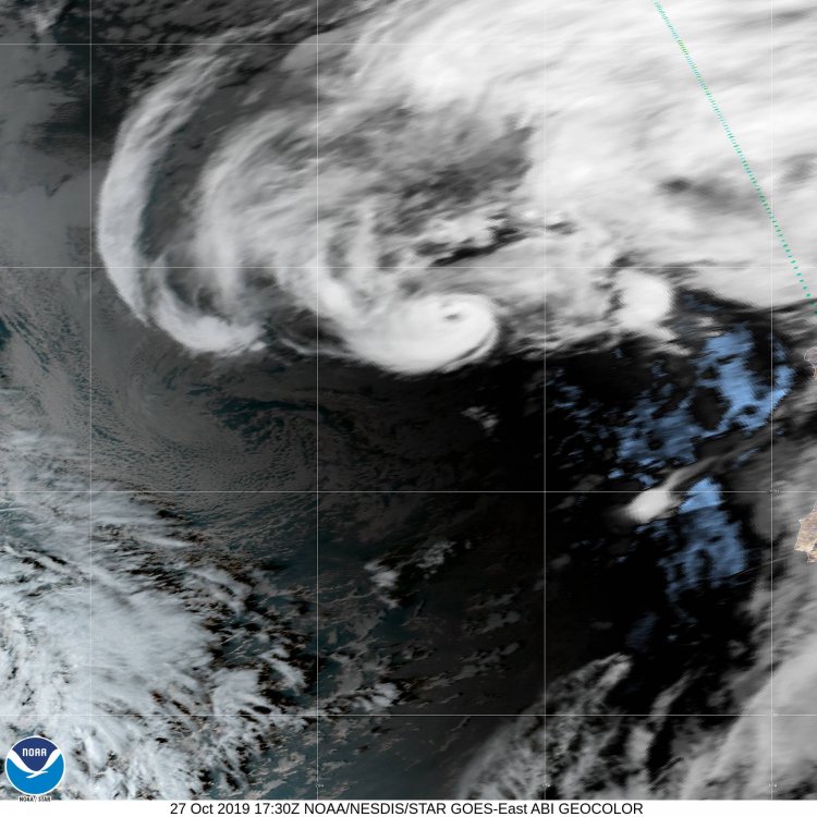 20193001730_GOES16-ABI-FL-GEOCOLOR-AL182019-2000x2000-158pm-10272019.jpg