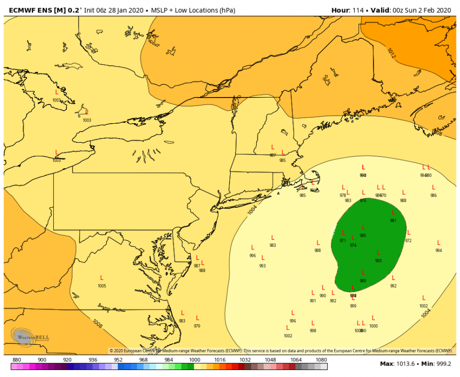 ecmwf-ensemble-avg-ne-mslp_with_low_locs-0601600.png