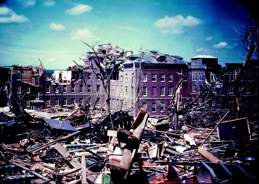 Worcester_tornado_damage4.jpg