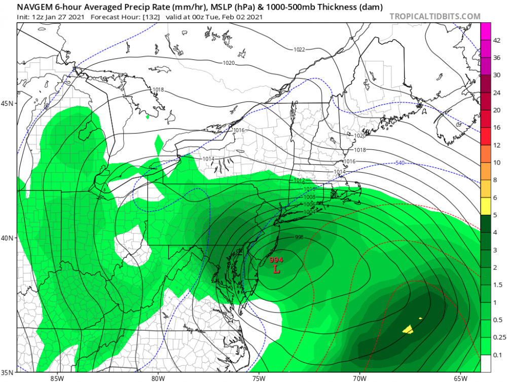 navgem_mslp_pcpn_neus_22.png