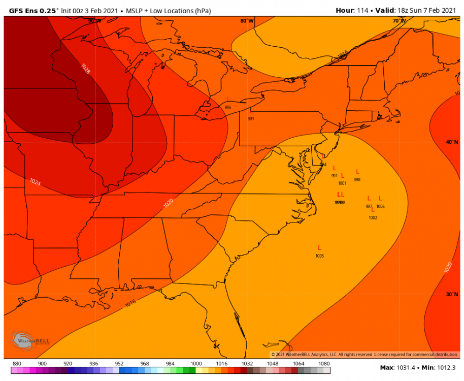 gfs-ensemble-all-avg-east-mslp_with_low_locs-2720800.thumb.png.101001c1e8cec07cf0c682f3d1dc5291.png