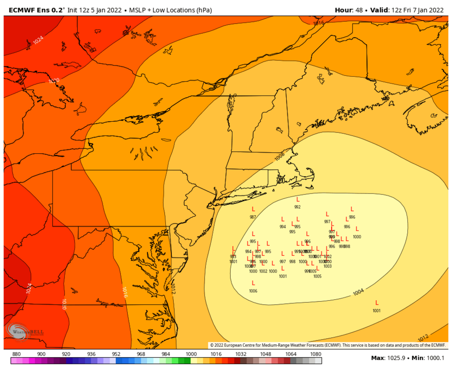 ecmwf-ensemble-avg-ne-mslp_with_low_locs-1556800.png