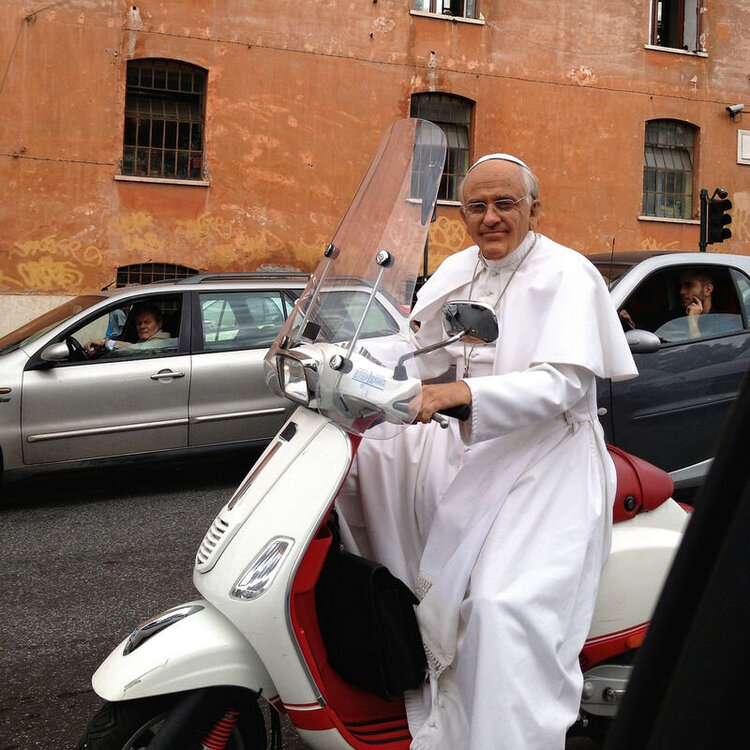 pope_on_vespa_55527.jpg