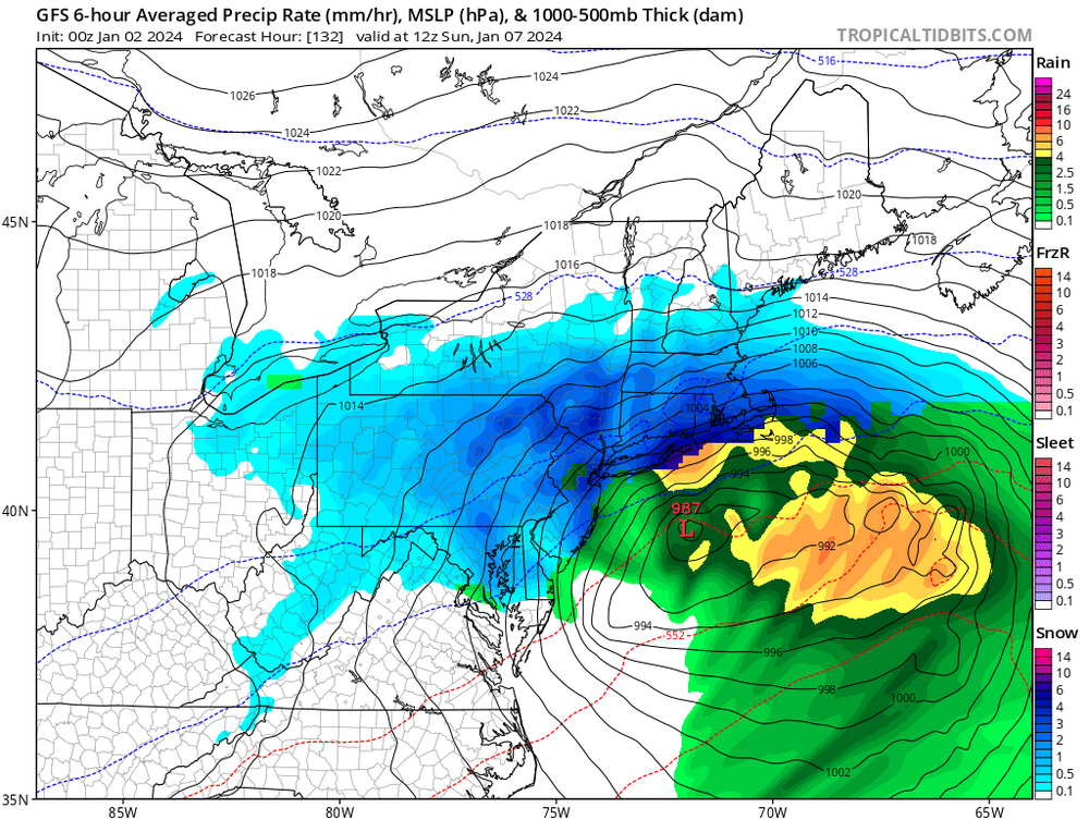 gfs_mslp_pcpn_frzn_neus_22.png