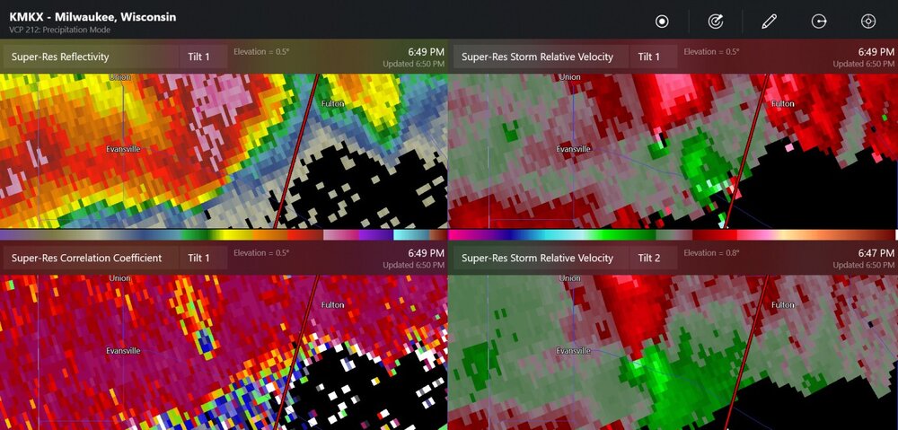 tornado damage wisconsin.jpg