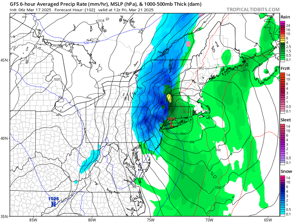 gfs_mslp_pcpn_frzn_neus_17.png